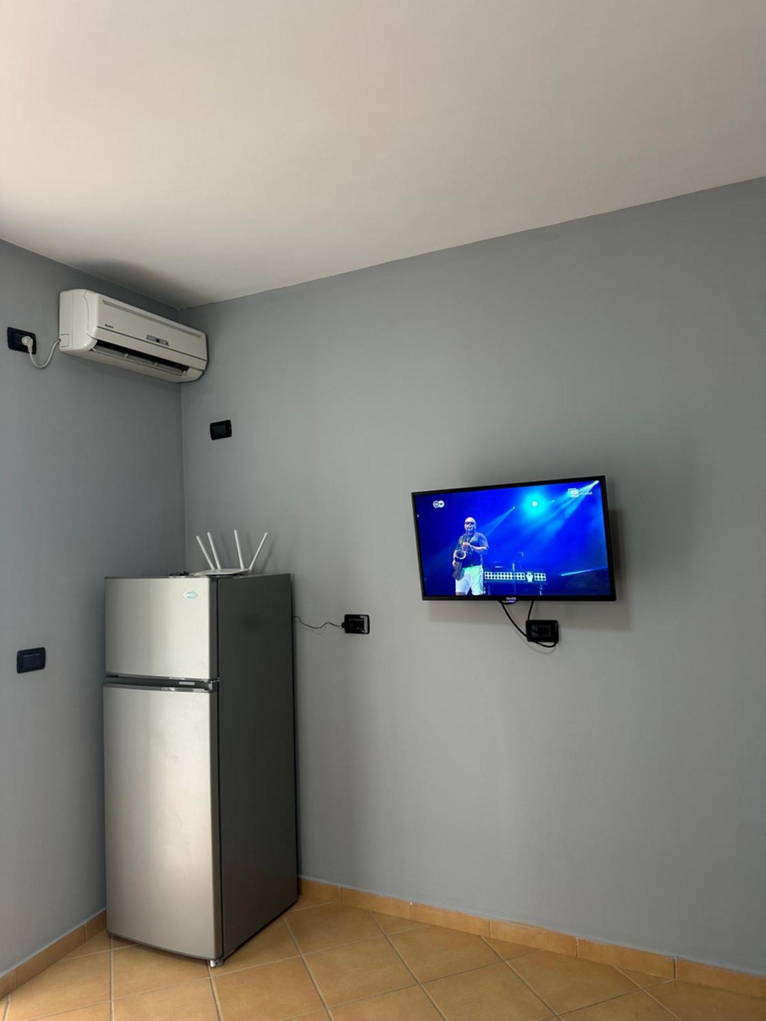 סרנדה Olivias Apartments City Center מראה חיצוני תמונה