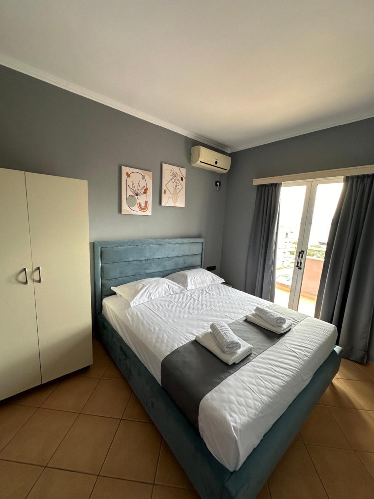 סרנדה Olivias Apartments City Center מראה חיצוני תמונה