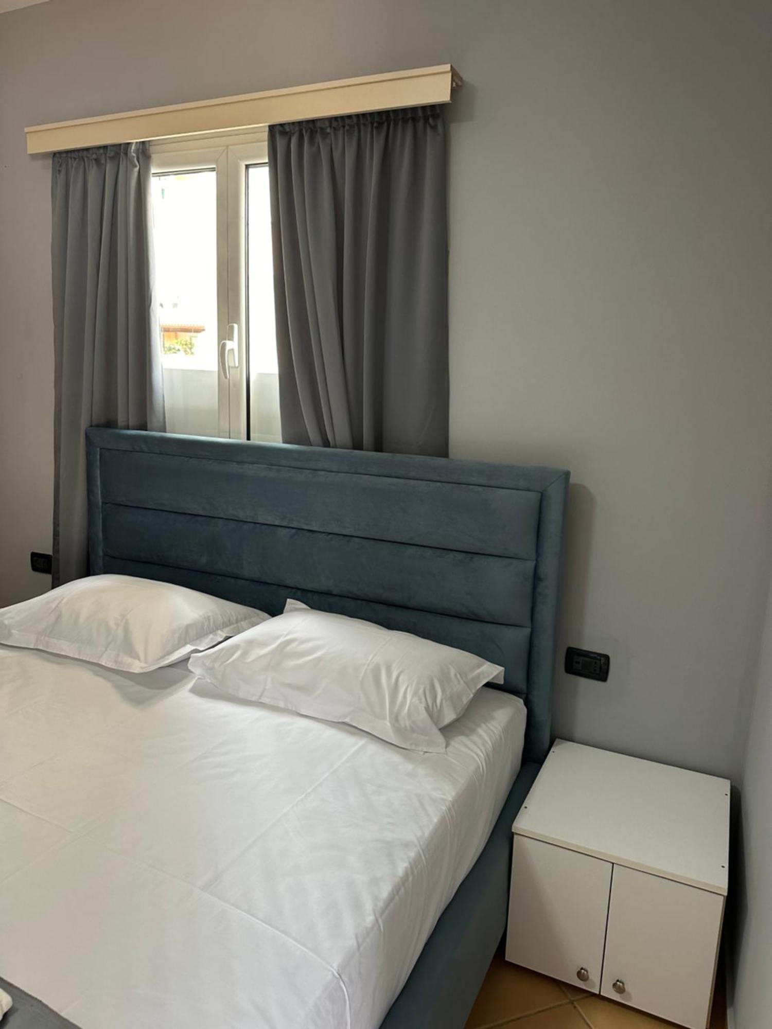 סרנדה Olivias Apartments City Center מראה חיצוני תמונה
