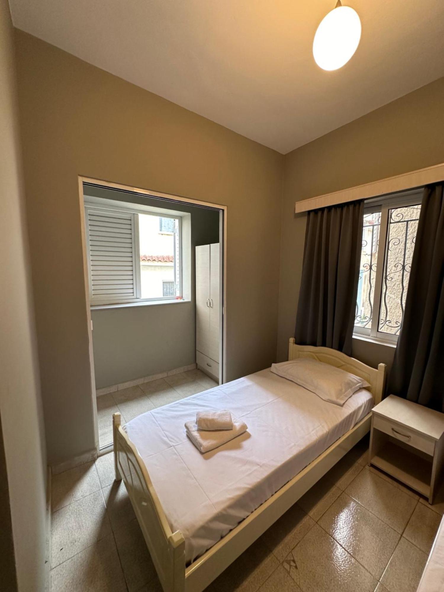 סרנדה Olivias Apartments City Center מראה חיצוני תמונה