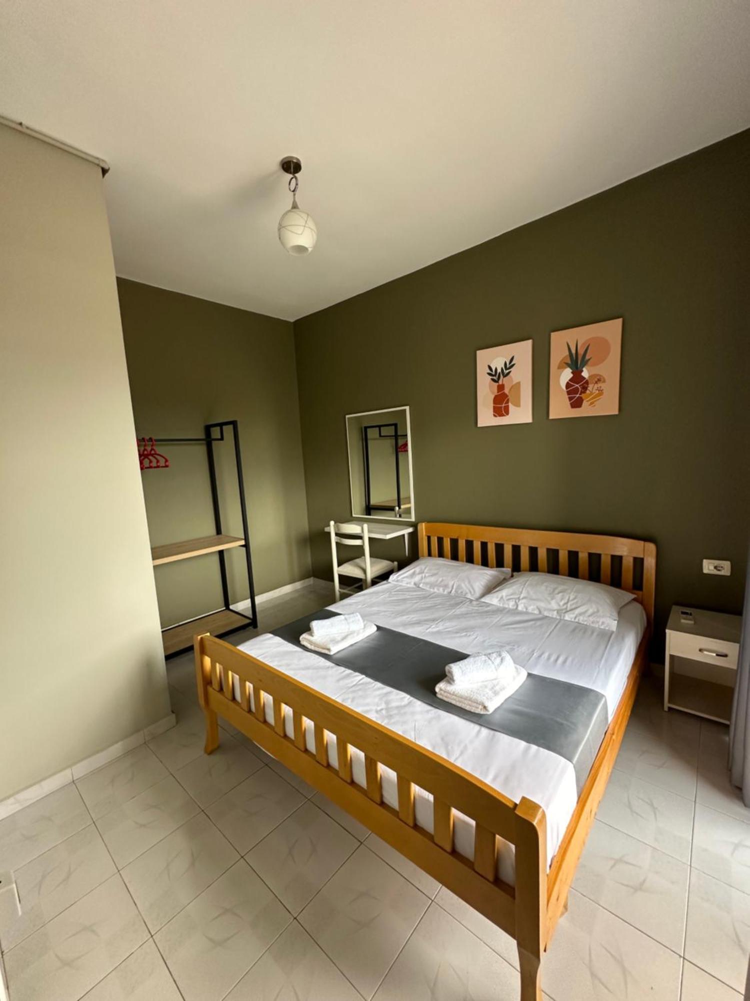 סרנדה Olivias Apartments City Center מראה חיצוני תמונה